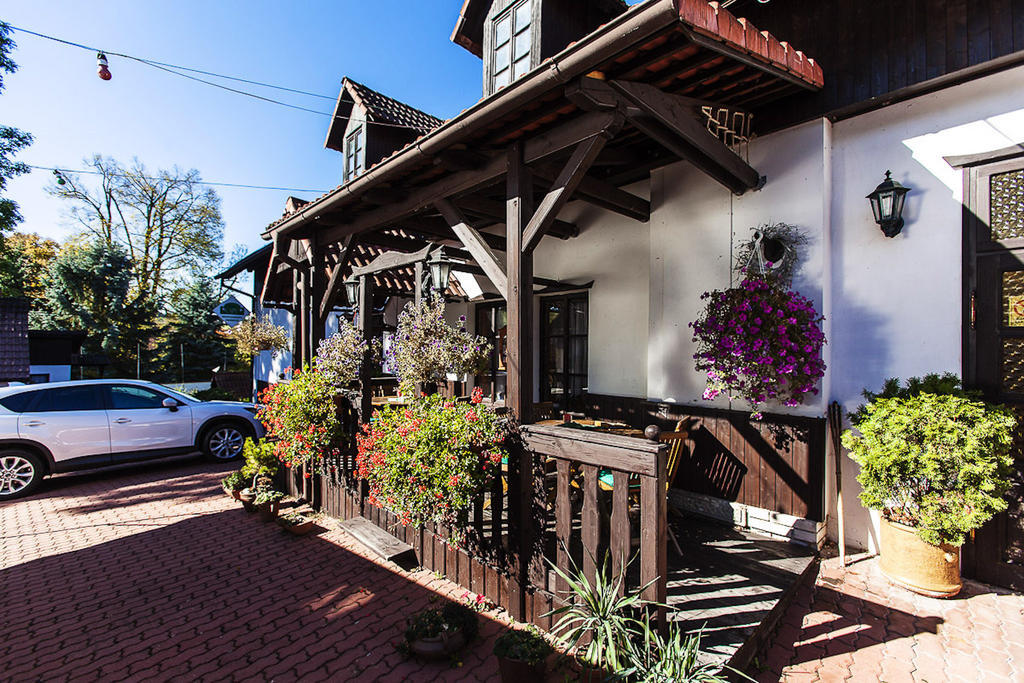 Pension U Dvou Capu Chocerady Exterior photo